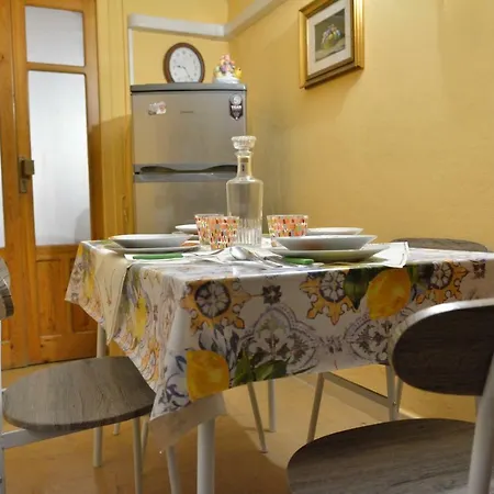 Сasa de vacaciones Casa Vacanze Carrubella