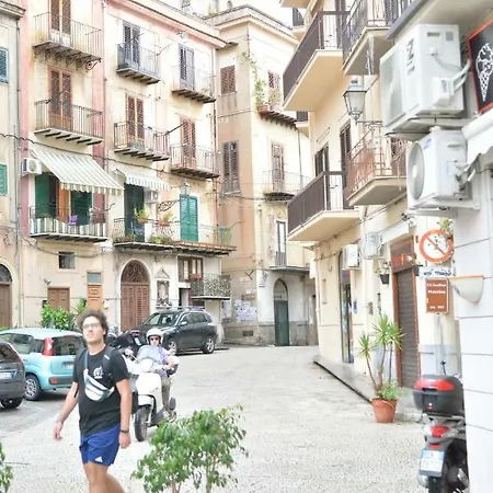 Casa Vacanze Carrubella Сasa de vacaciones Monreale